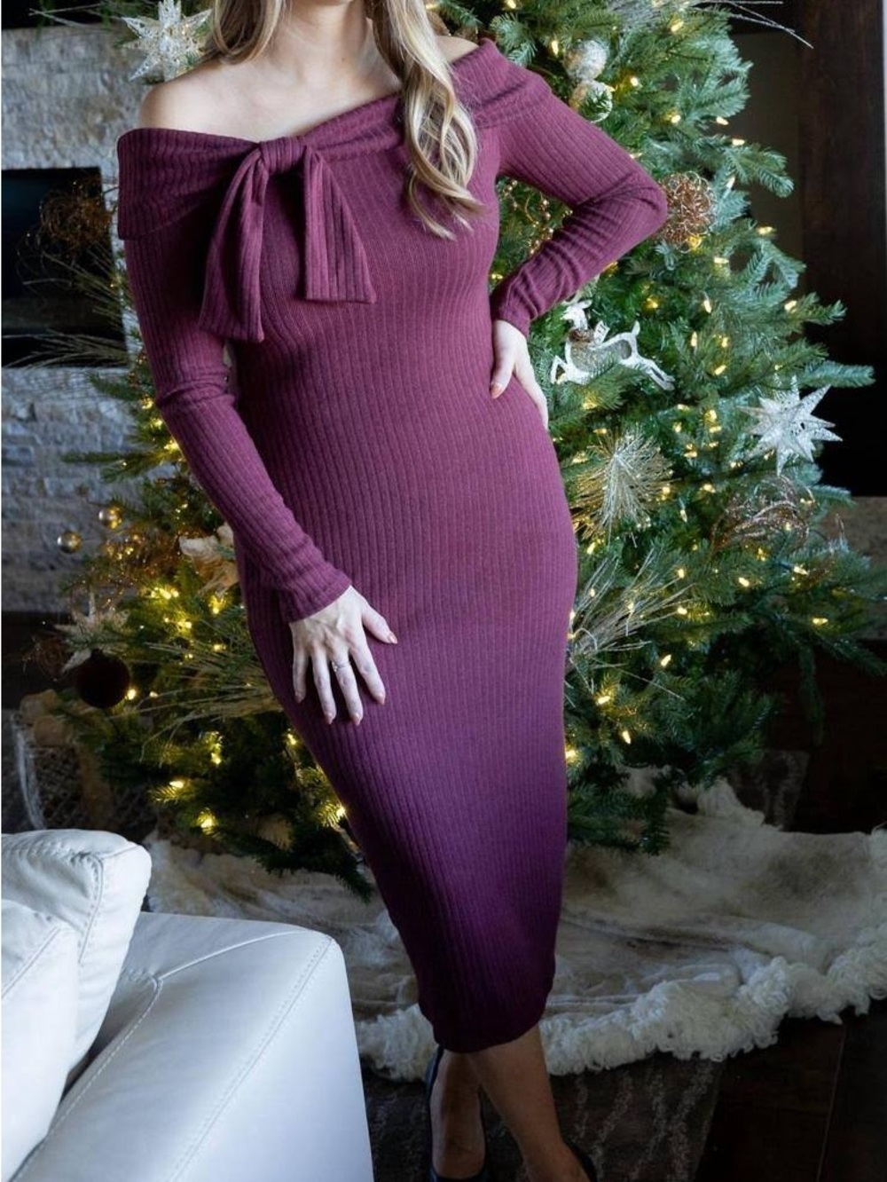 Gilli Off-Shoulder Ribbed Tie-Front Top in Burgundy Wine